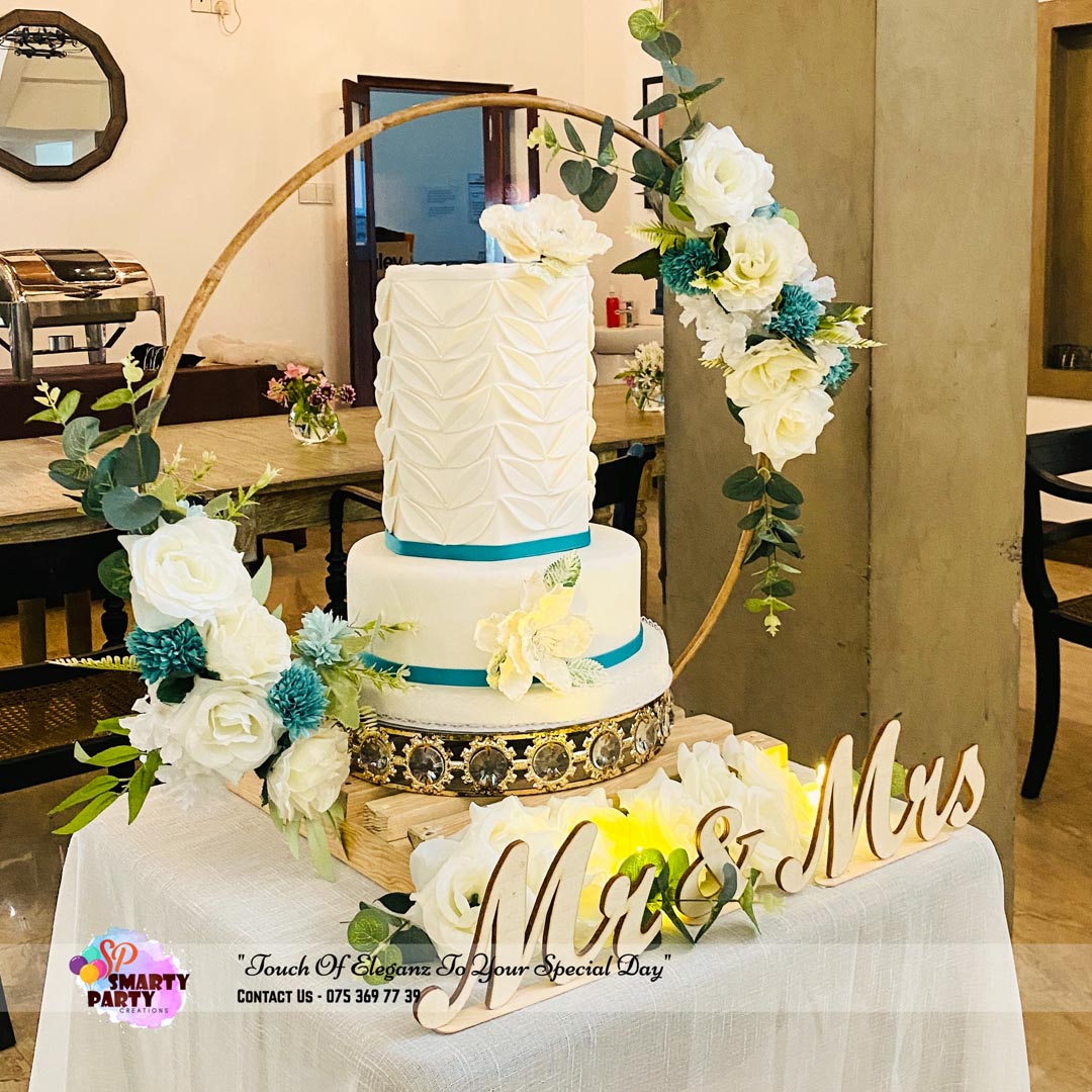 Engagement Cake Table