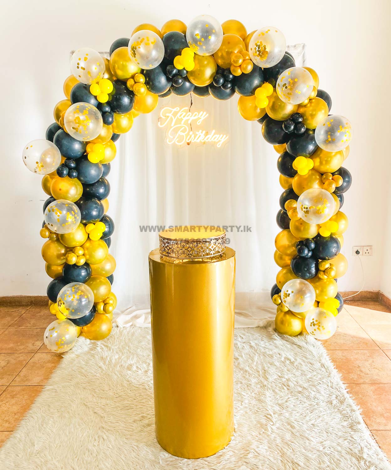 Gold Balloon Arch Deco